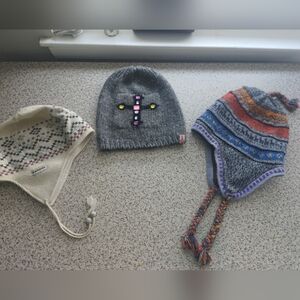 Lot Of 3 Warm Hats Earflaps Kangol Size Medium/Large
